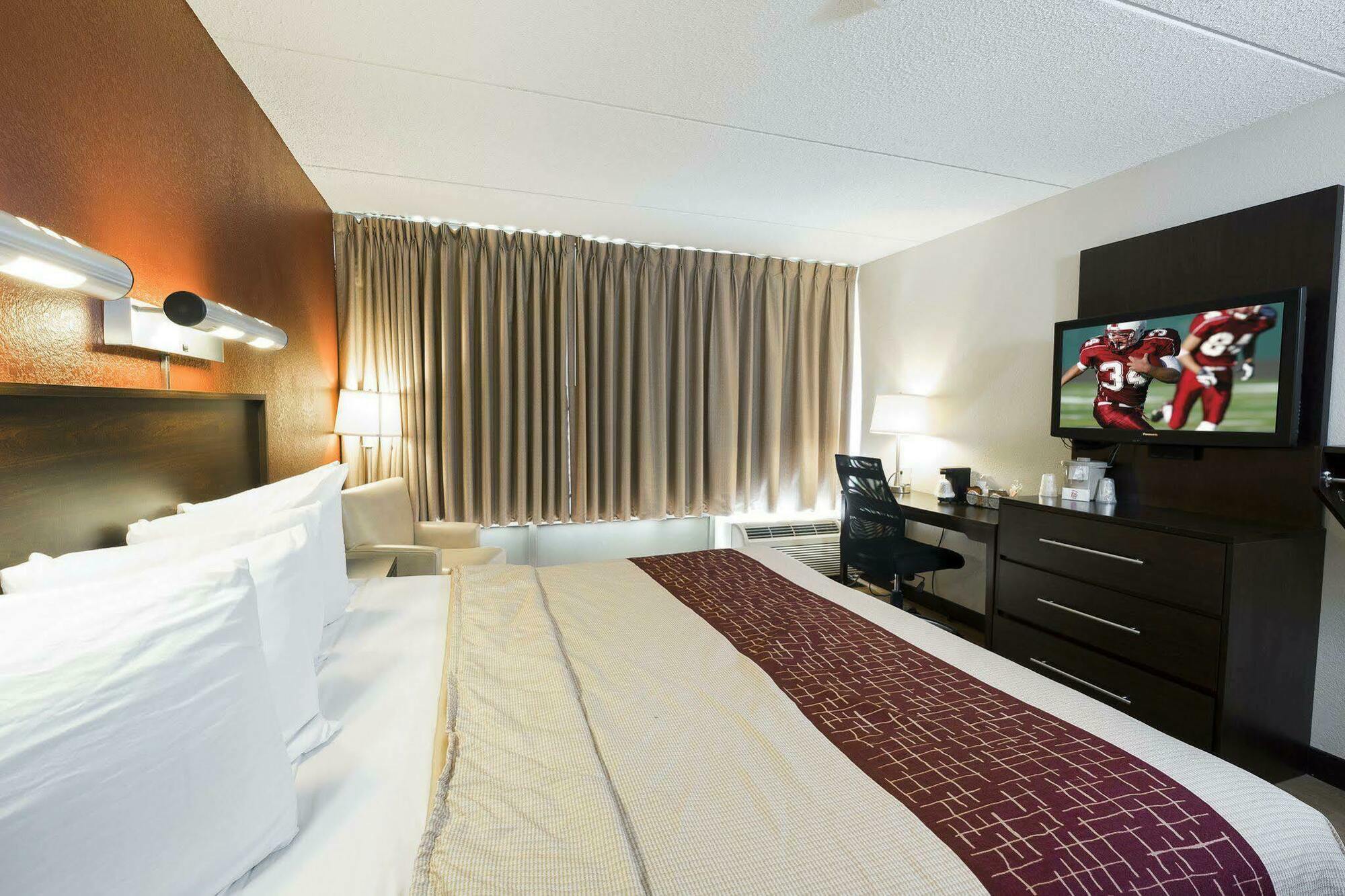 Red Roof Inn Plus+ Austin South מראה חיצוני תמונה